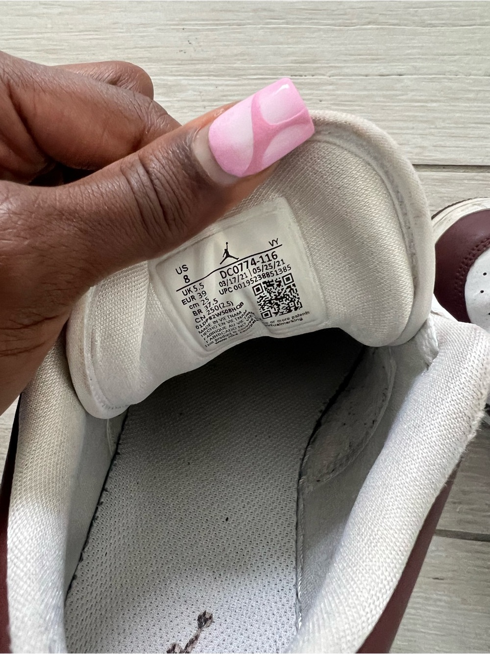 Jordan Air Jordan 1 Low - White & Brown - Picture 4 of 6